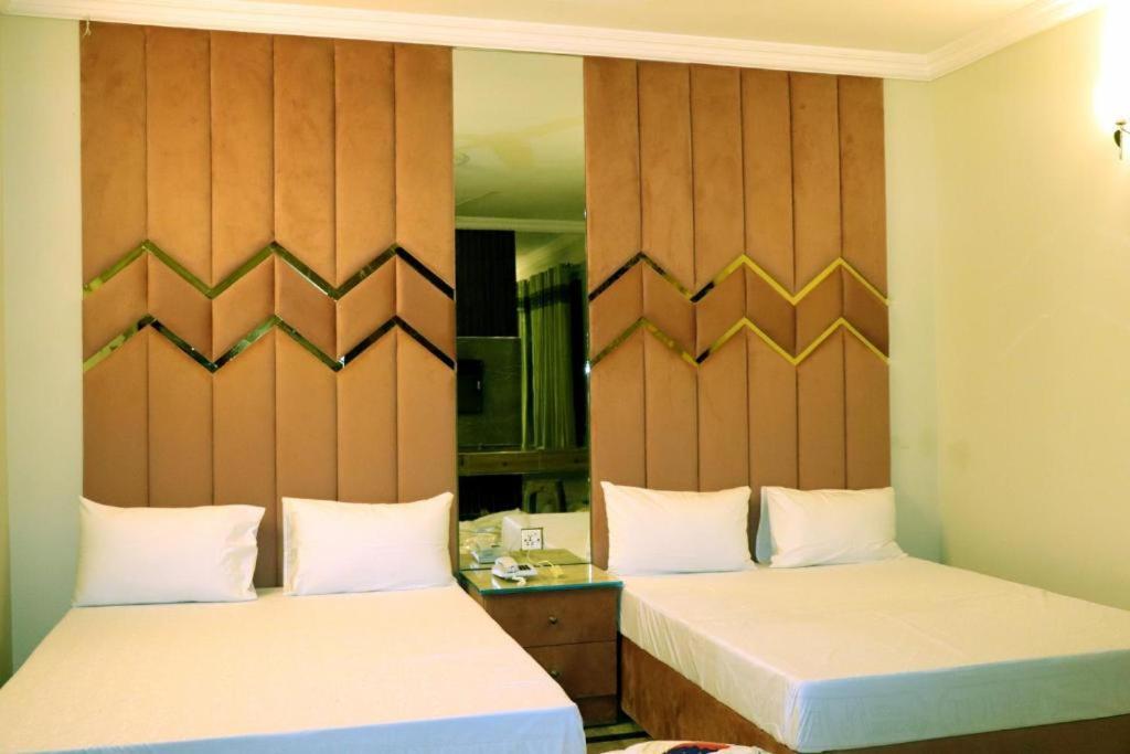 Thomas Guest House อิสลามาบัด ภายนอก รูปภาพ